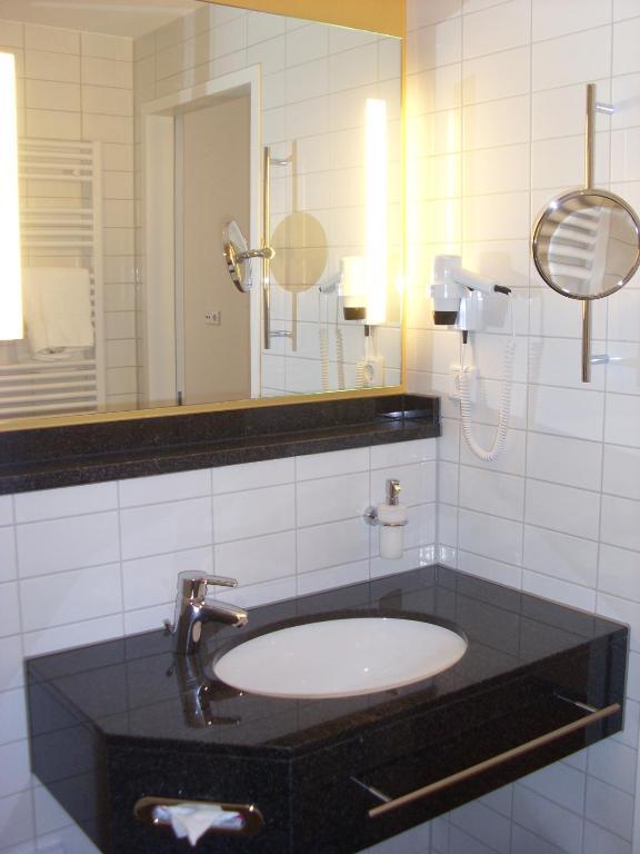 Bildungshaus St. Bernhard - Wohnen Und Tagen Hotel Rastatt Quarto foto
